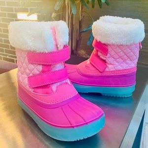 Carters Girls Snow boots US Size 11